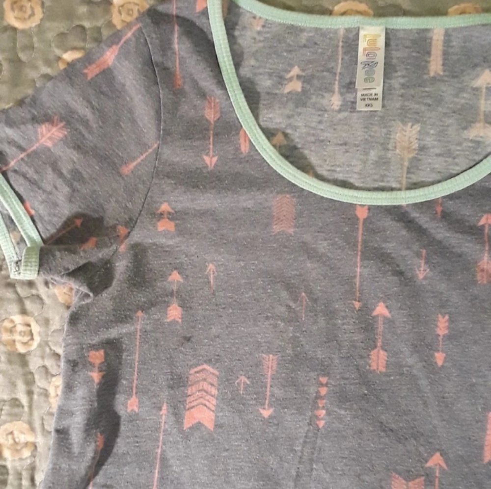 Lularoe short sleeve top